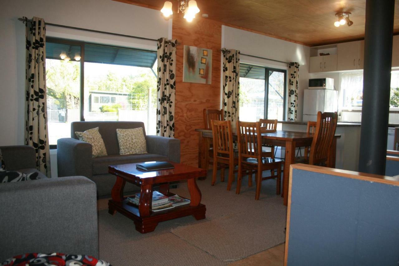 The Barn In Turangi Villa Exterior photo